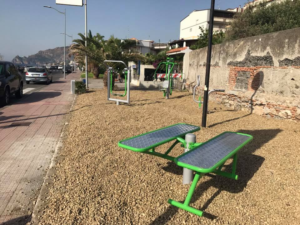 Lauko treniruoklis OF2-05_1 Single Bench (viengubas pilvo preso suoliukas)