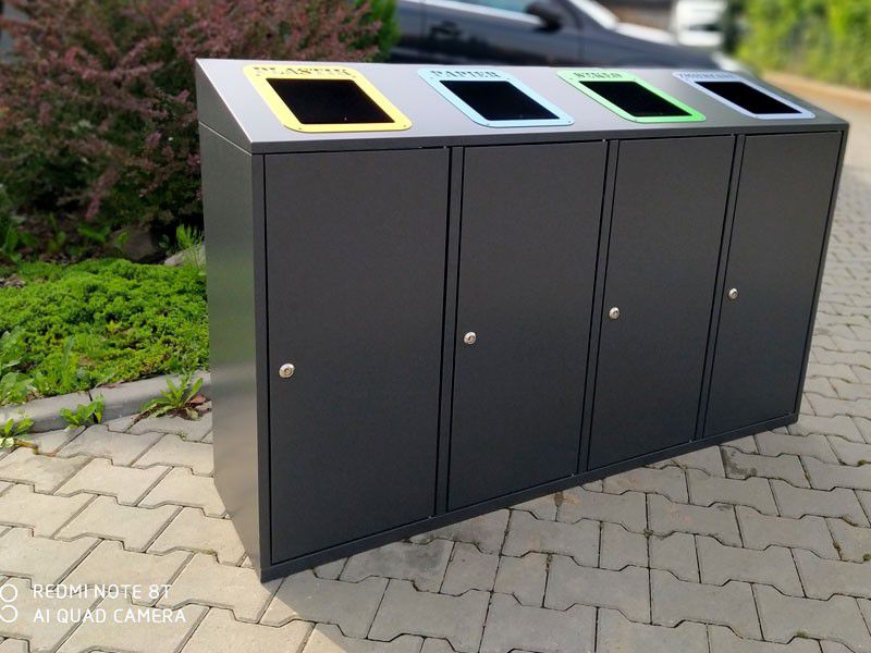 Rūšiavimo Konteineris Etna IV Įstrižas 4X80L / Užrašai Lazeriniu Pjovimu – funkcionaliai ir saugiai bendruomenės aplinkai parkuose bei skveruose