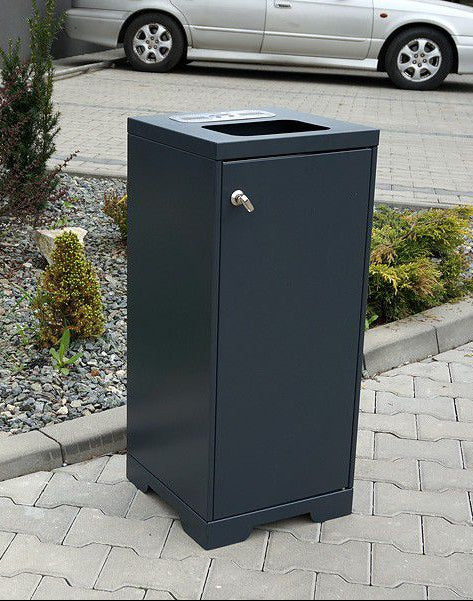Šiukšliadėžė Platon IV 50L – tvariems urbanistiniams sprendimams bei pėsčiųjų zonų tvarkymui