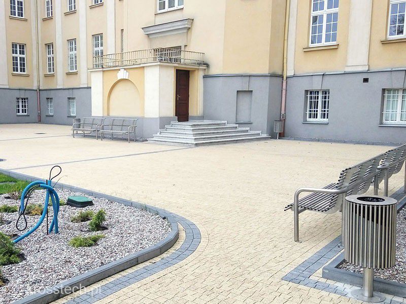 Šiukšliadėžė Szafir I – profesionaliam lauko erdvių pritaikymui intensyviam naudojimui