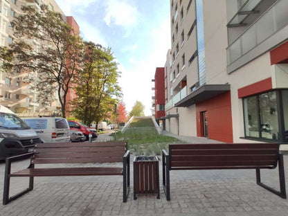 Lauko suoliukas Majka – funkcionaliai ir saugiai bendruomenės aplinkai parkuose bei skveruose