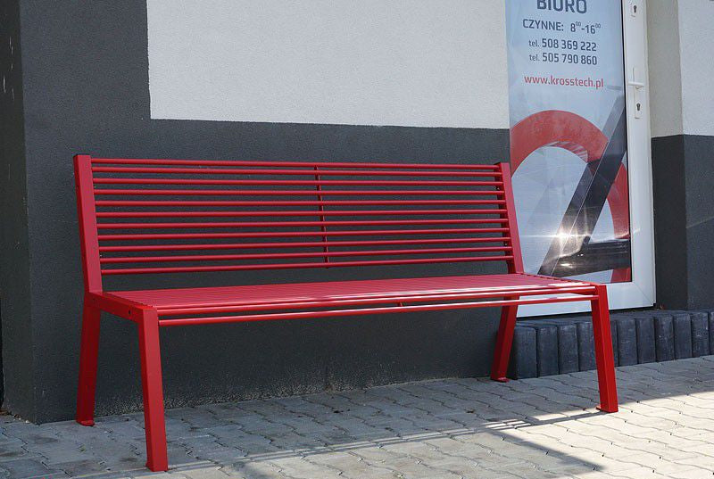 Lauko suoliukas Narcyz – funkcionaliai ir saugiai bendruomenės aplinkai parkuose bei skveruose