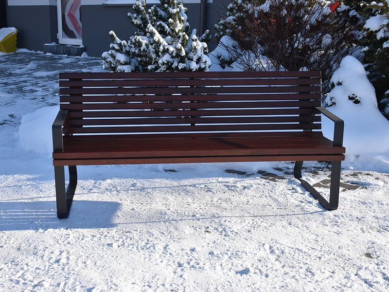 Lauko suoliukas Su Atlošu Dore – estetiškam viešojo landšafto formavimui ir poilsio zonų įrengimui