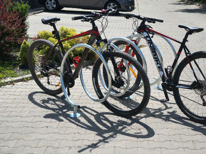 Dviračių stovas "Gyvatė" 120cm - moderni parko infrastruktūra ir įranga